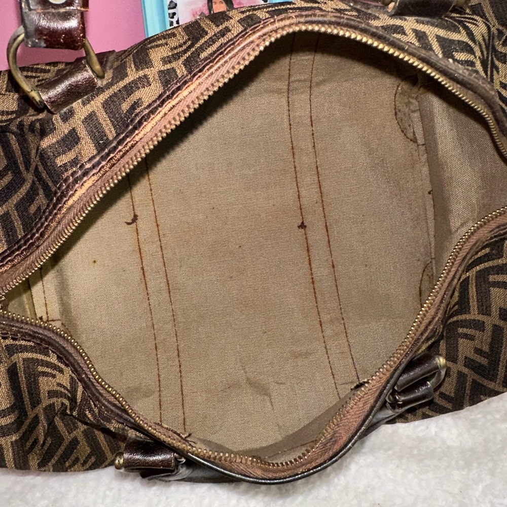 Fendi - Picture 16 of 16